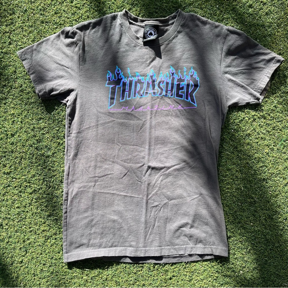 Thrasher Flames T Shirt Grey Purple Small